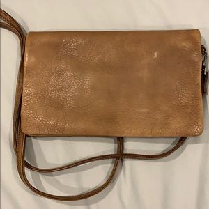 Bedstu wheathered leather crossbody